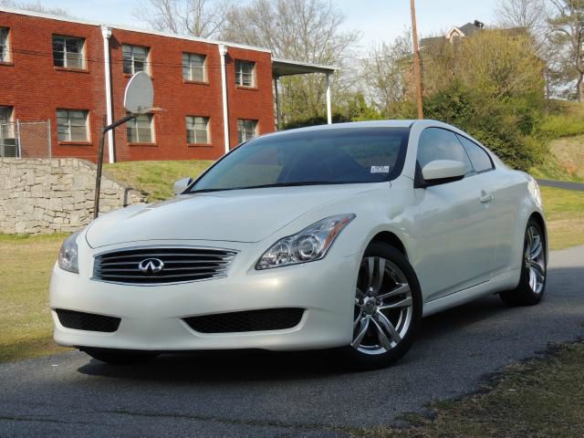 Infiniti G37 2009 photo 3