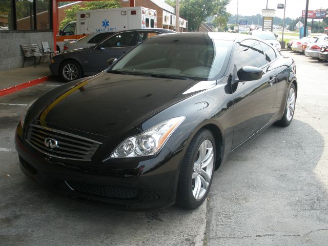 Infiniti G37 2009 photo 4