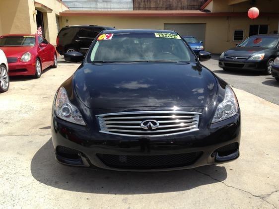 Infiniti G37 2009 photo 3