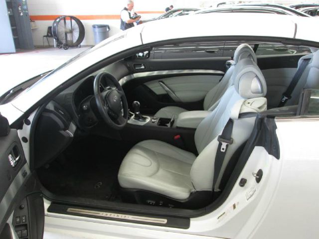 Infiniti G37 2009 photo 1