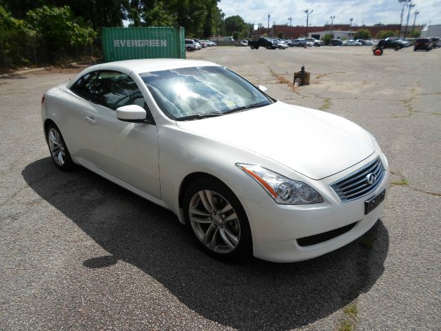 Infiniti G37 2009 photo 3