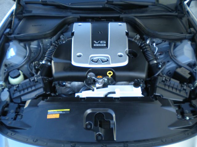 Infiniti G37 2009 photo 15