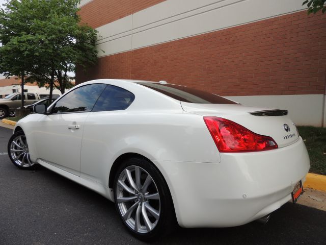 Infiniti G37 GL I4 Manual Coupe