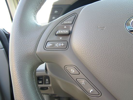 Infiniti G37 2010 photo 27