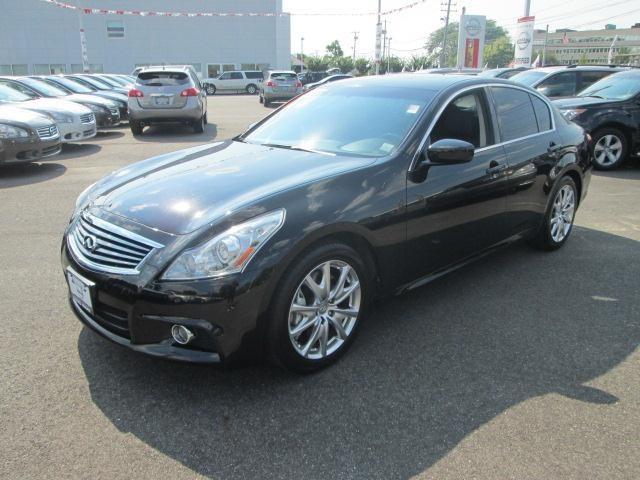 Infiniti G37 2010 photo 4