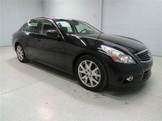 Infiniti G37 2010 photo 1