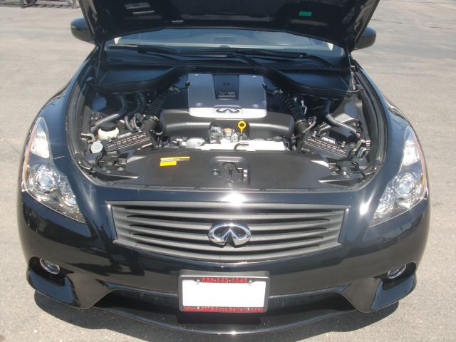 Infiniti G37 2011 photo 21