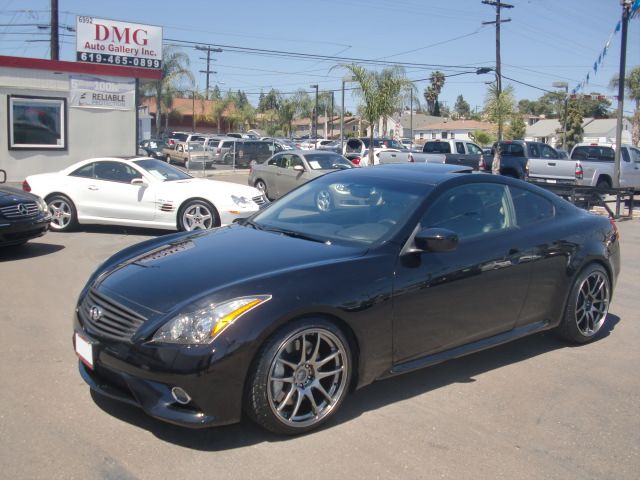 Infiniti G37 2011 photo 22