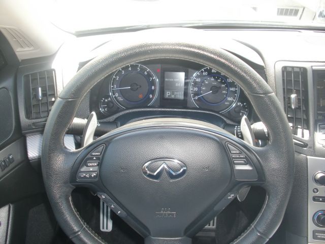 Infiniti G37 2011 photo 27