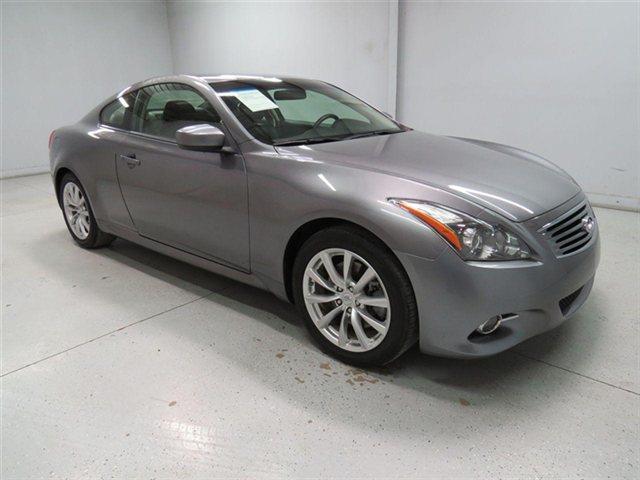 Infiniti G37 2011 photo 1