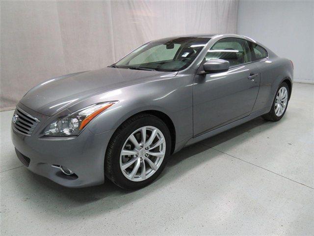 Infiniti G37 2011 photo 4