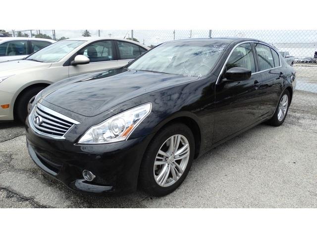 Infiniti G37 2012 photo 1