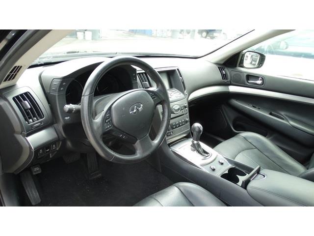 Infiniti G37 2012 photo 4