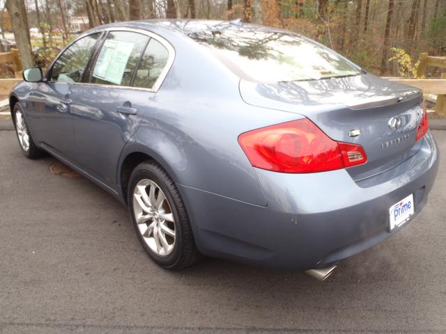 Infiniti G37x 2009 photo 4