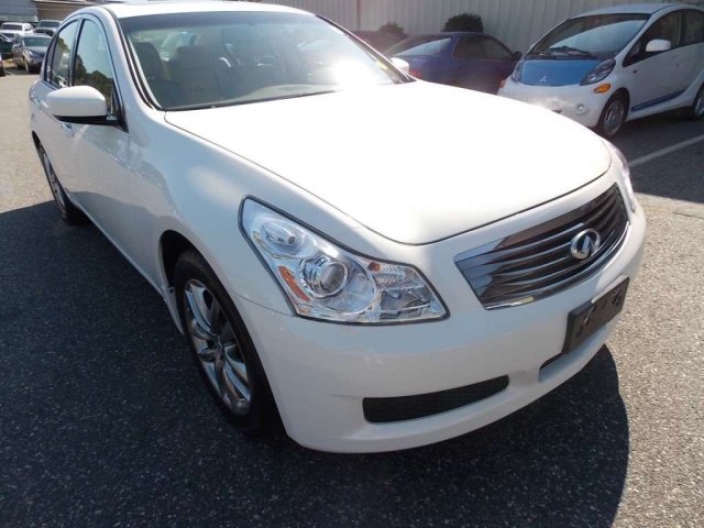 Infiniti G37x 2009 photo 1