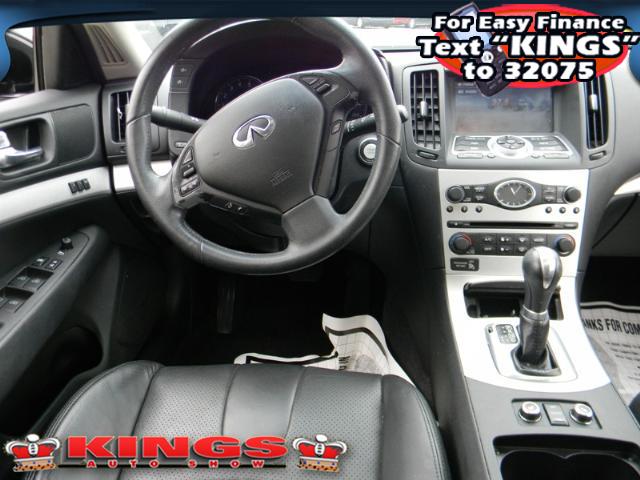 Infiniti G37x 2009 photo 5