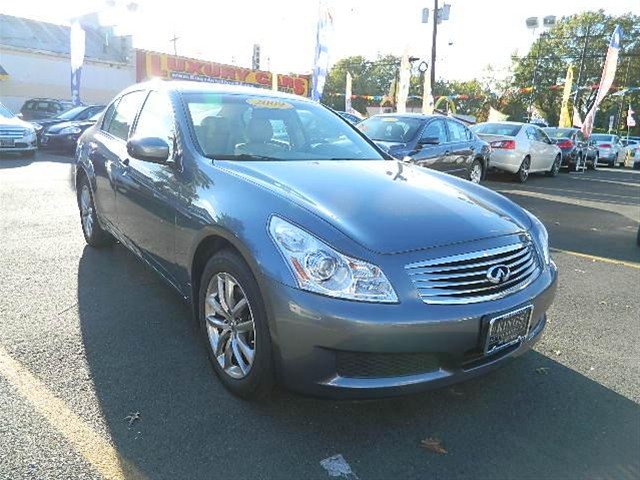 Infiniti G37x Base Unspecified