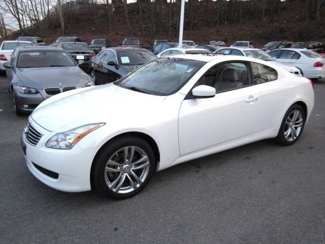 Infiniti G37x Base Unspecified