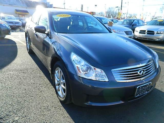 Infiniti G37x Base Unspecified