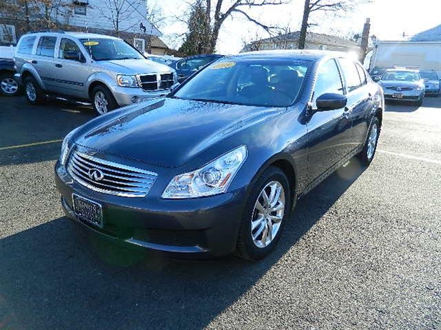 Infiniti G37x 2009 photo 2