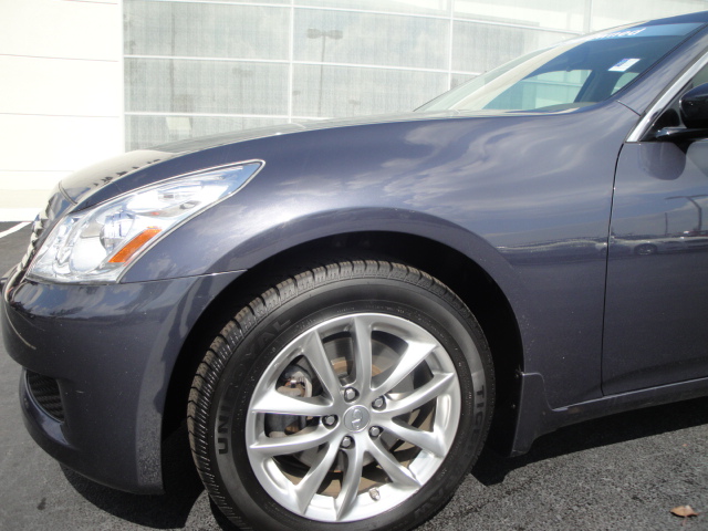 Infiniti G37x 2009 photo 1