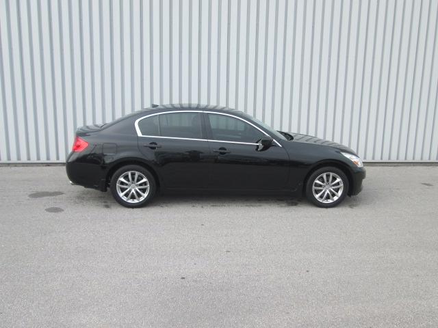 Infiniti G37x 2009 photo 1