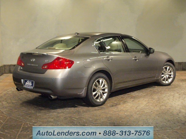 Infiniti G37x 2009 photo 3