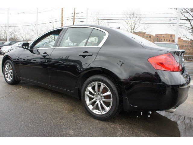 Infiniti G37x 2009 photo 2