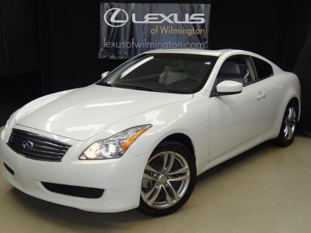 Infiniti G37x 2009 photo 3