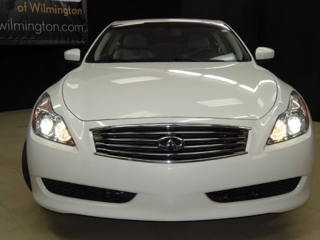 Infiniti G37x 2009 photo 4