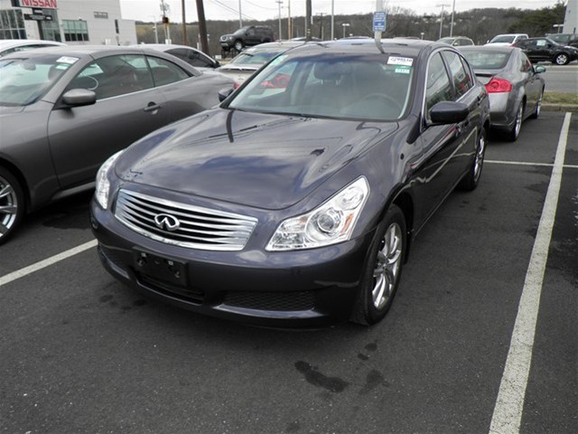 Infiniti G37x 2009 photo 1