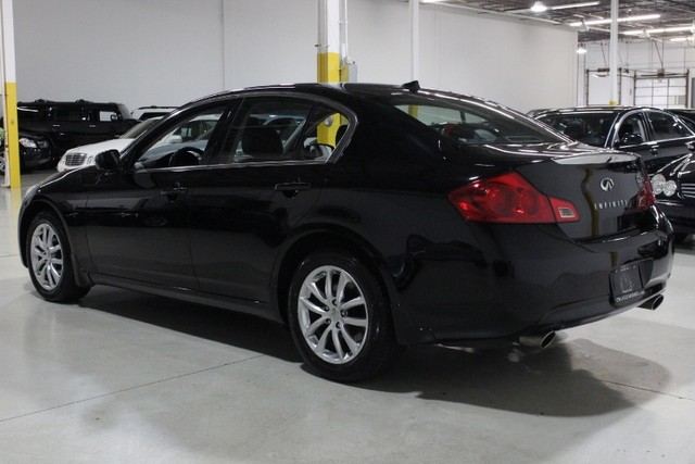 Infiniti G37x 2009 photo 4