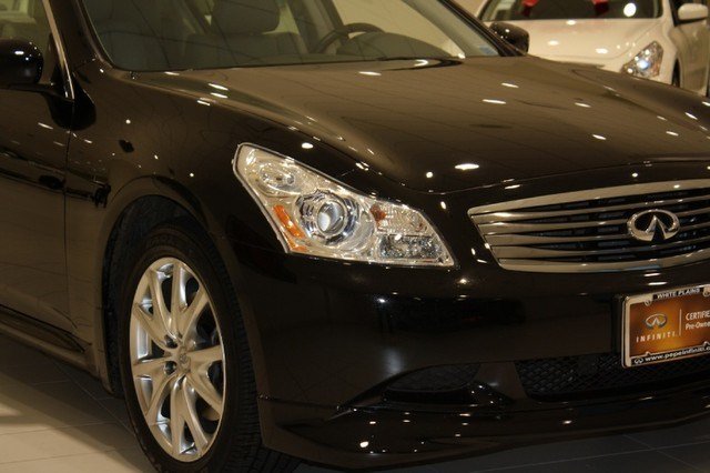 Infiniti G37x 2009 photo 1