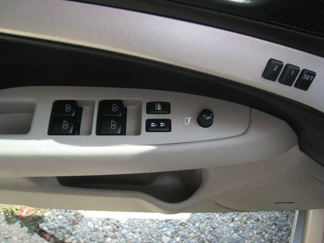 Infiniti G37x 2009 photo 13