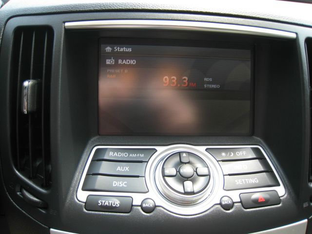 Infiniti G37x 2009 photo 9