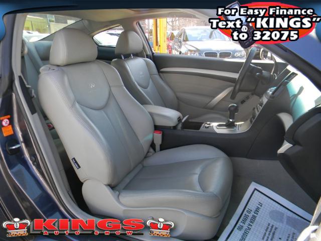 Infiniti G37x 2009 photo 3