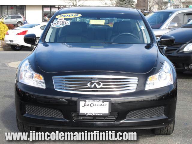 Infiniti G37x 2009 photo 1