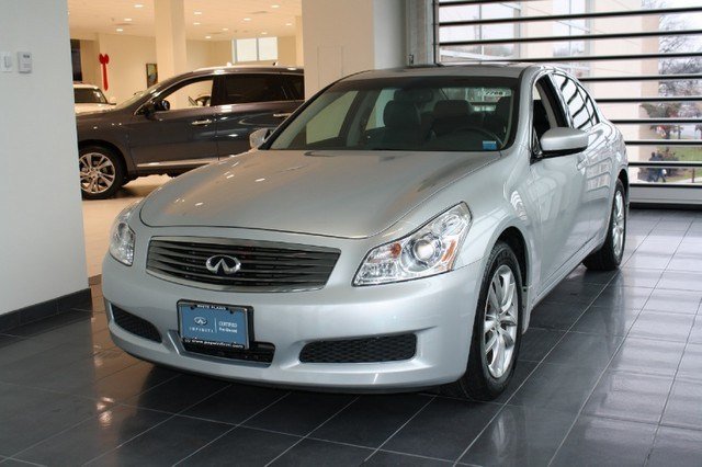 Infiniti G37x 2009 photo 4