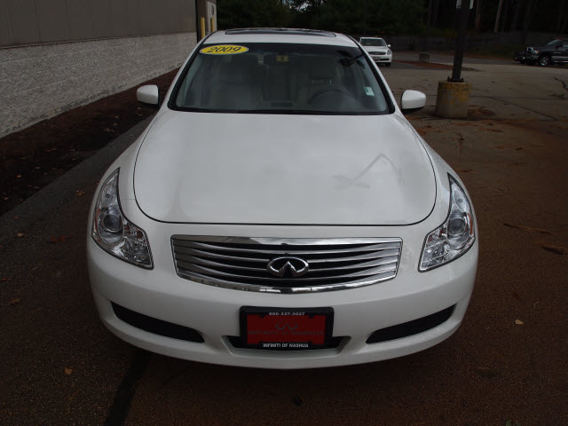 Infiniti G37x 2009 photo 1