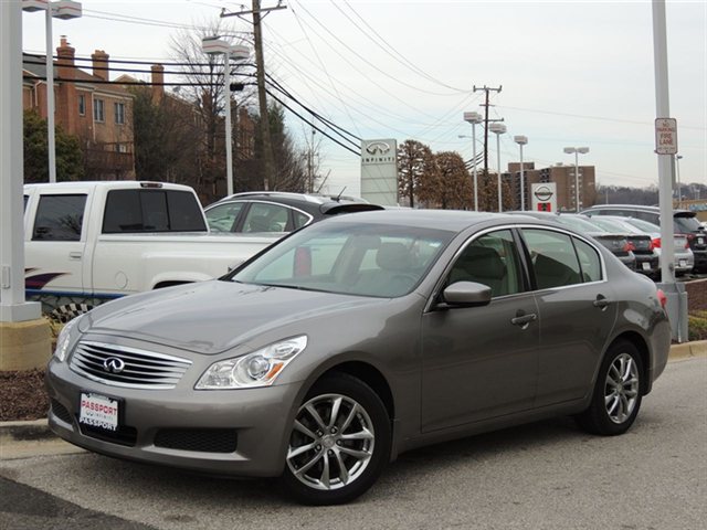 Infiniti G37x 2009 photo 1