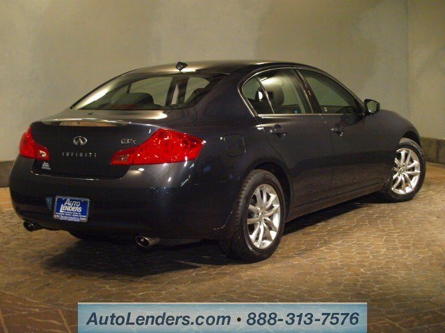 Infiniti G37x 2009 photo 3