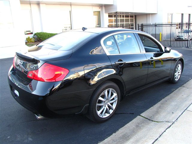 Infiniti G37x 2009 photo 5