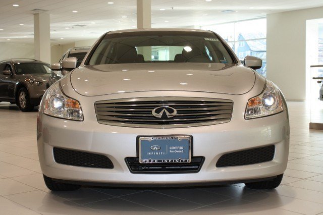 Infiniti G37x 2009 photo 3