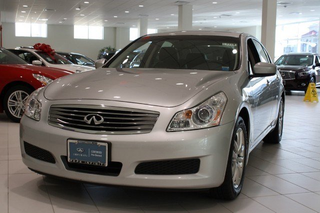 Infiniti G37x 2009 photo 4