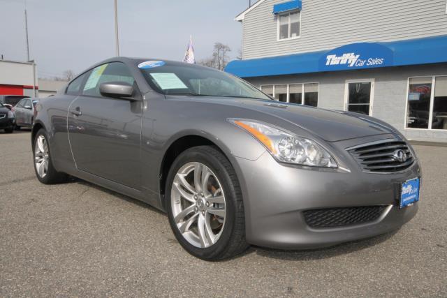 Infiniti G37x 2009 photo 4