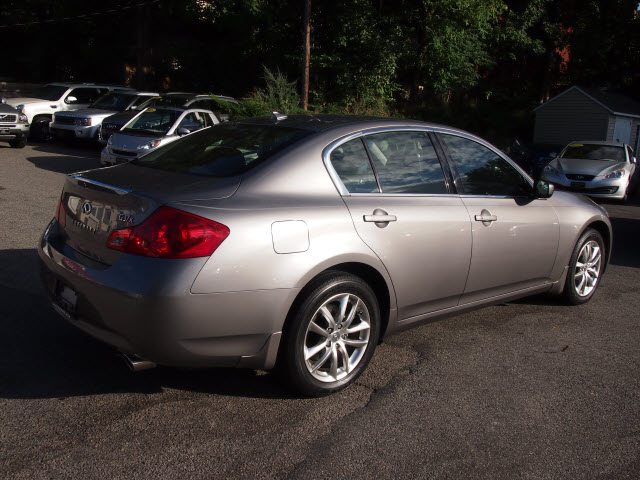 Infiniti G37x 2009 photo 1