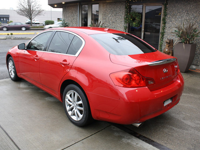 Infiniti G37x 2009 photo 3