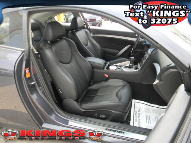 Infiniti G37x 2009 photo 3