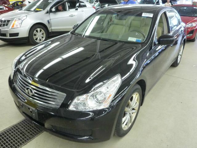 Infiniti G37x 2009 photo 2