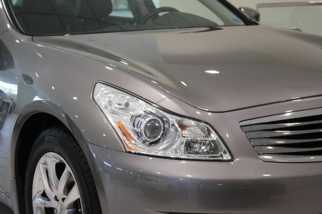 Infiniti G37x 2009 photo 1